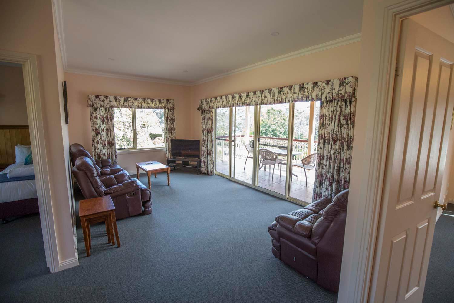 Robyn'S Nest Lakeside Resort Merimbula Exterior foto