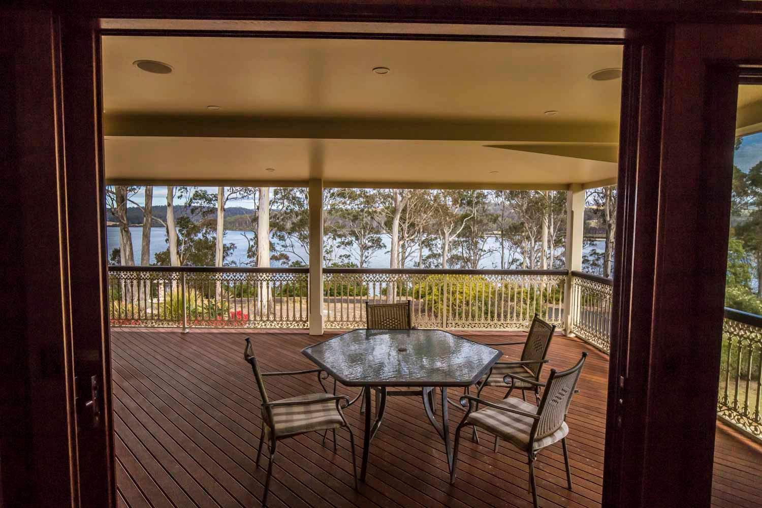 Robyn'S Nest Lakeside Resort Merimbula Exterior foto