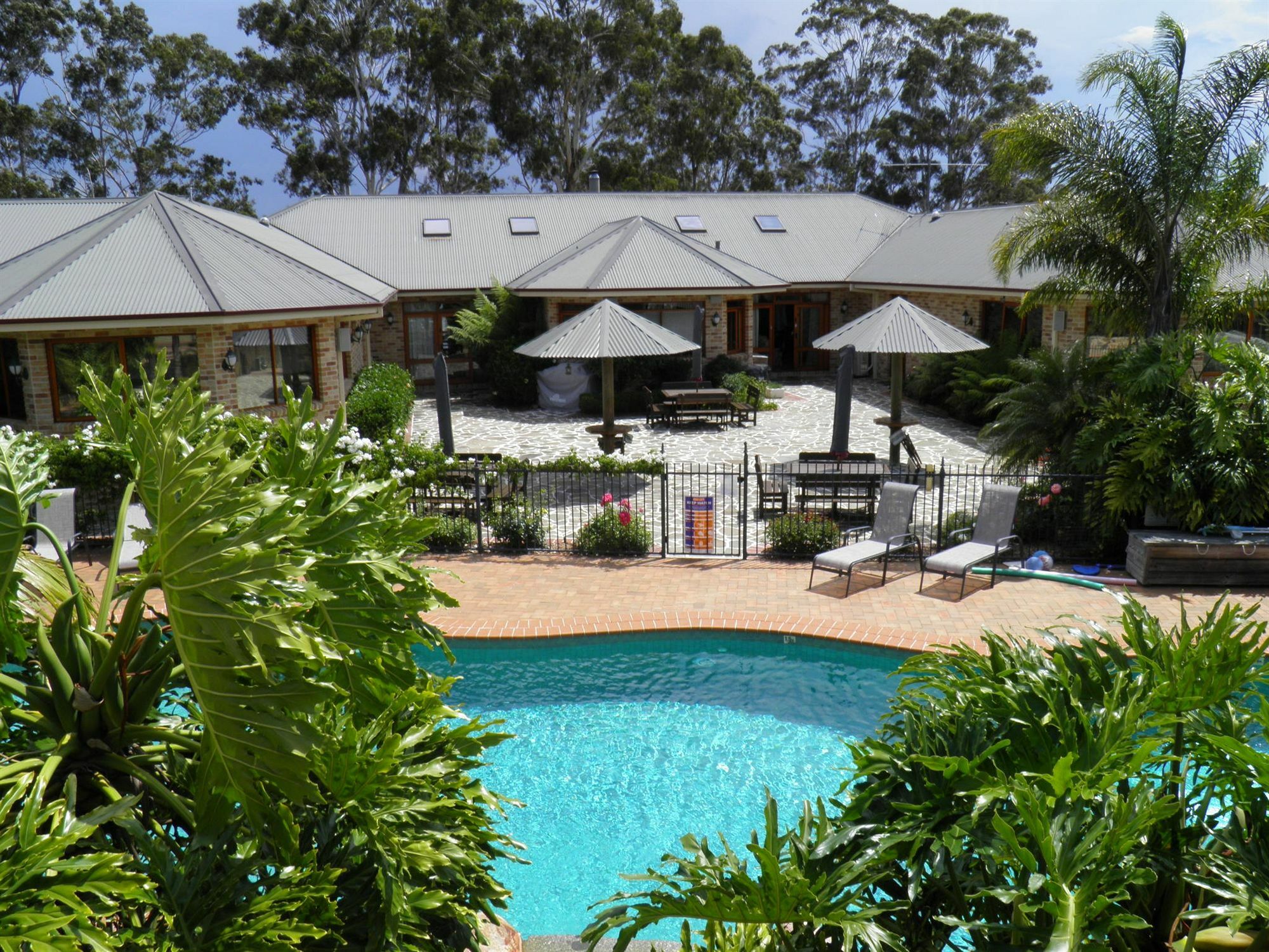 Robyn'S Nest Lakeside Resort Merimbula Exterior foto